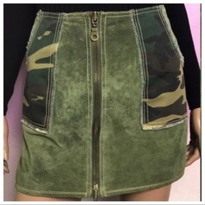Wilsons Leather camo green suede mini skirt